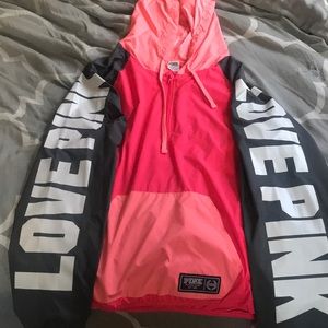 PINK VS ANORAK
